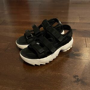 Fila Disrupter Sandal in Black